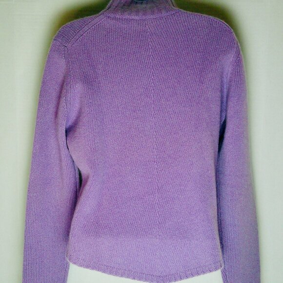 TALBOTS COLLECTION LILAC LONG SLEEVE MOCK NECK CASHMERE SWEATER. WOMEN'S MEDIUM - Picture 2 of 4